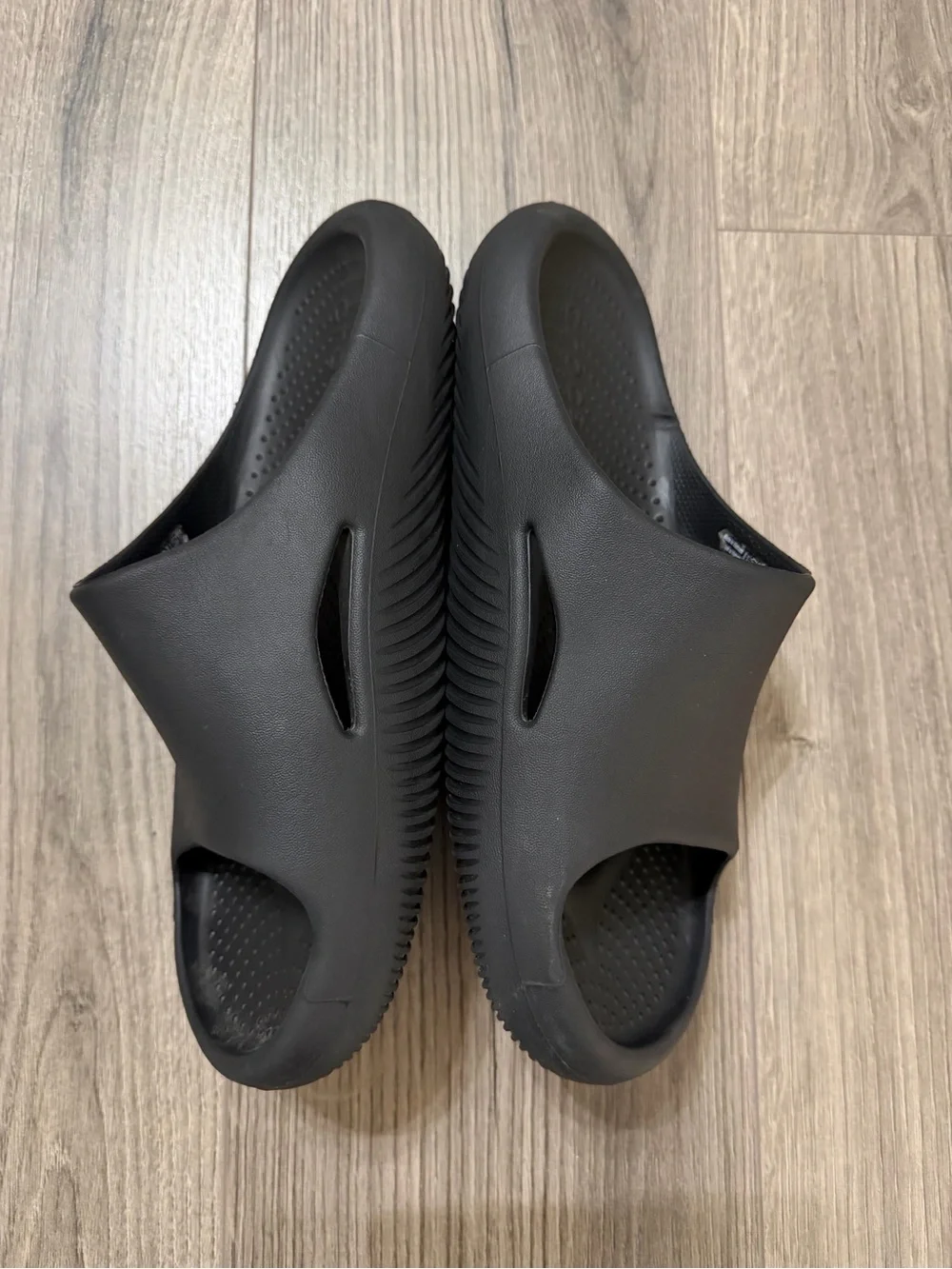 CROCS slip slides